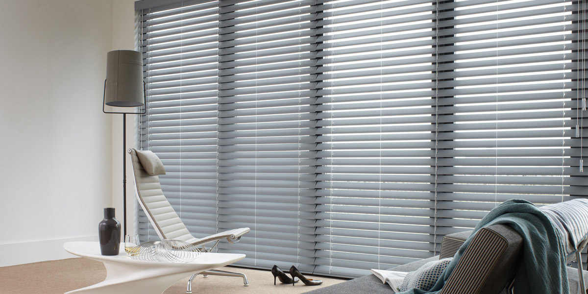 new_blinds-and_plantation_shutters_venetian__01